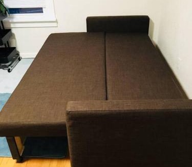 Southeast Omaha Apartment | Center Midtown WalkUp