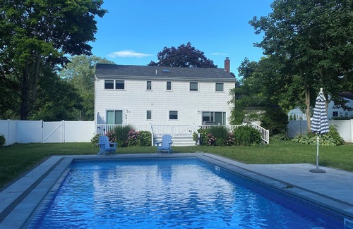 Jamesport House | Center of Jamesport, New Pool!