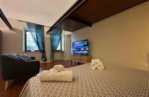 Vercelli Apartment | Center One by Cinelli Apartment