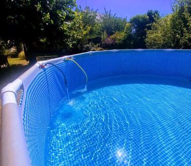 Morton House | CENTER PARCS à 5min - Idéal Familles & Groupes - 3 parkings - Piscine - Jardin clos - Au calme - Châteaux de la Loire