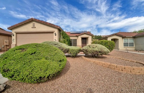 Hartman Vistas House | Centipede Ave Home · Beautiful Getaway Vacation Home In Tucson!