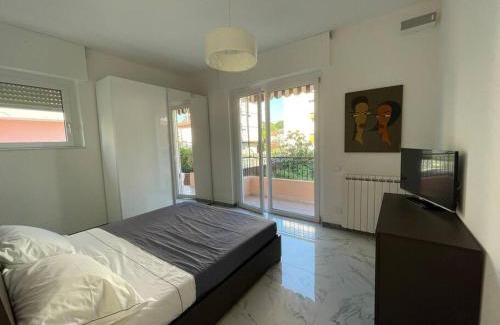 Marina di Carrara Apartment | Centoventinove