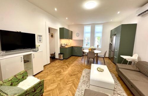 Gyor Apartment | Central 13 Apartman