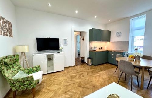 Gyor Apartment | Central 13 Apartman