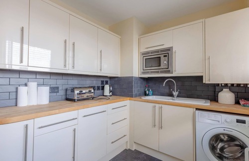 St Luke's Apartment | Central 1BD Flat, 6 minutes to Old Street Station