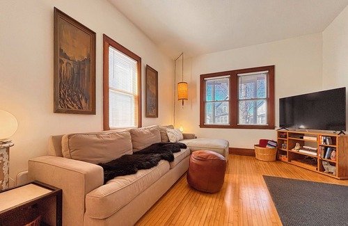 Northeast Minneapolis Arts District House | Central 2 Bedroom 1 Bath in the Heart of the Desirable Northeast Art District