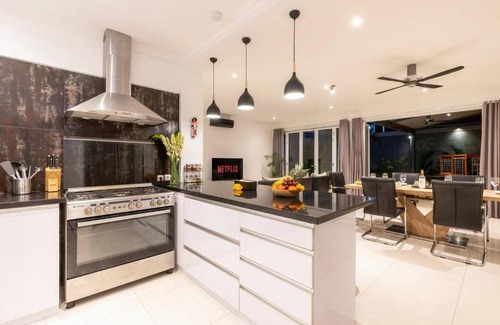 Kerobokan Villa | Central 3bd Modern Villa with Private Pool and Play Area