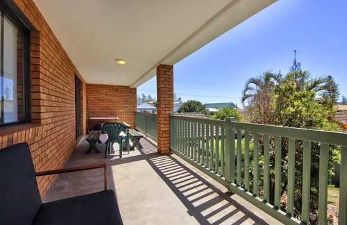 South West Rocks Apartment | Central * Air Cond * Modern Kitchen * Balcony BBQ * Garage * All Linens