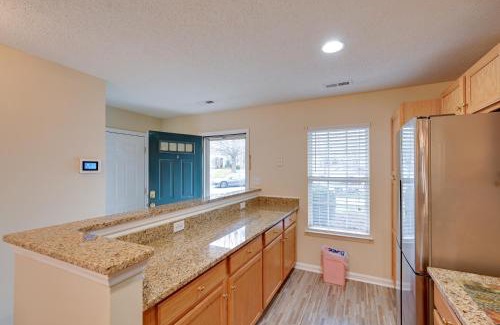 Greensboro House | Central and Spacious Townhome in Greensboro!