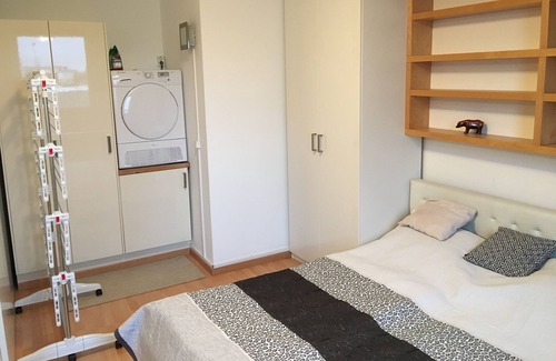 Kaisermuhlen Apartment | Central and yet on the beach