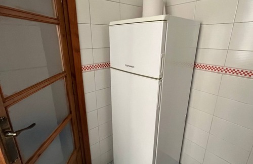 Penya-roja Apartment | Central Apt with Balcony - City Center, Turia Park, City of Arts 5 min walk