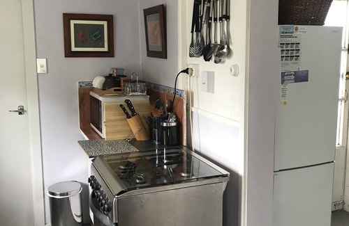 Oneroa Cottage | Central Beach Cottage Oneroa Village best of both worlds so close to everything!