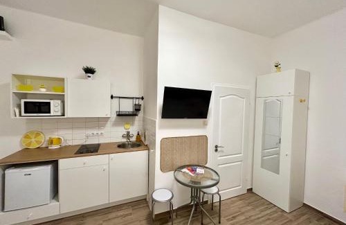 Csarnok negyed Apartment | Central Boulevard Apartman