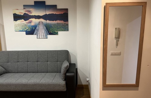 Castello de la Plana Apartment | Central, cozy studio, close to tourist attractions and 7 km from the beach