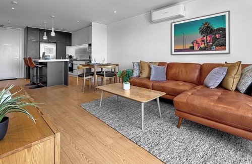 Auckland Central Business District Apartment | Central Centro l Gorgeous 2-Bed Apt l Insane Views