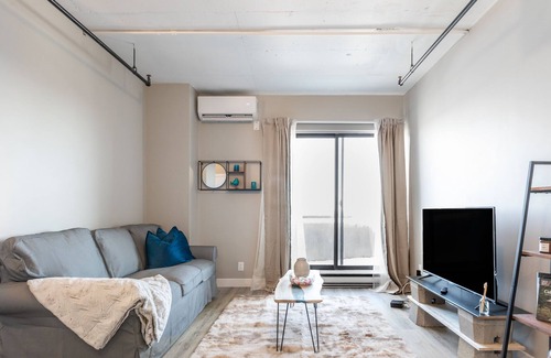 Sainte-Marie Apartment | Central charming,1BR Getaway
