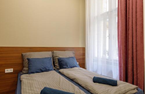 Jozsefvaros Apartment | Central City Apt in the Jewish Quarter with FREE PARKING