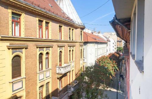 Ferencvaros Apartment | Central - Comfy- Easy Sleep