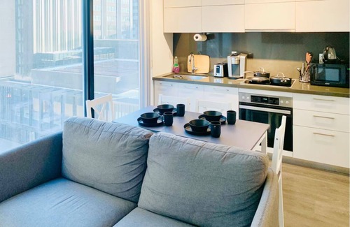 Bloor-Yorkville Apartment | Central Condo in DT of Toronto 1B1B