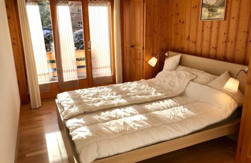 Verbier Apartment | Central, Cosy, Sunny & Sauna