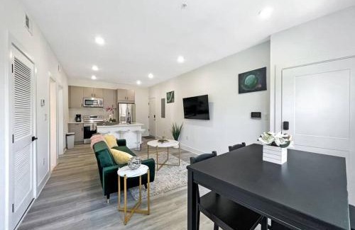 Northeast House | Central DC APT , City Skyline View , Close to All