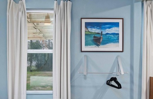 Central East Austin House | Central Eastside Room with Private Bathroom