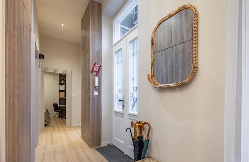 Ujlipotvaros Apartment | Central Elegance