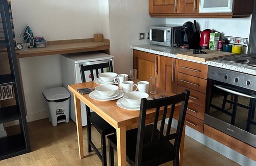 Sheffield City Centre Apartment | Central Flat|Pool Table|Balcony