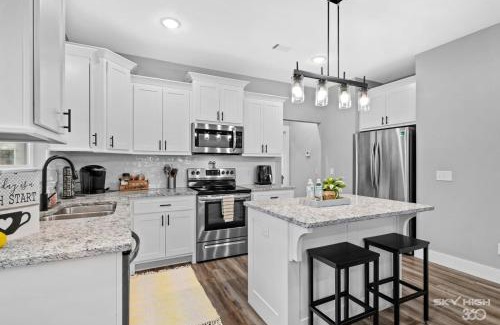 Benton County House | Central Getaway Off of I-49