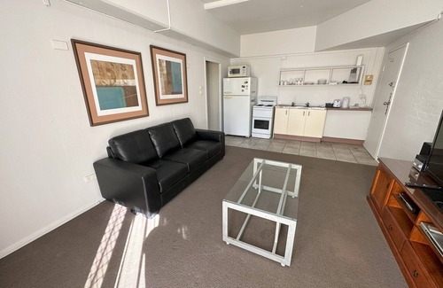 Grafton Apartment | Central Ground Floor Apartment