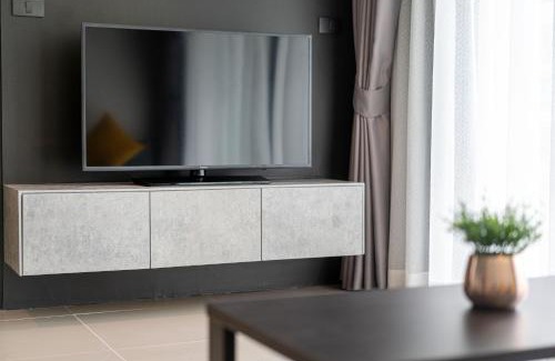 Kathu Apartment | Central Hill View 2BR Apartment A616 D