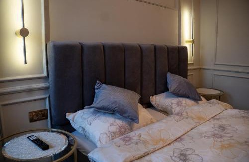 Petrosani Apartment | Central Hub