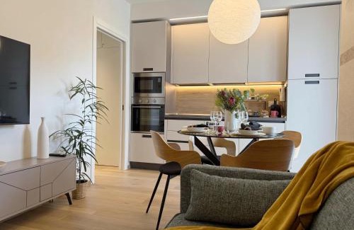 Paese Alto Apartment | Central suite bilocale in centro con garage