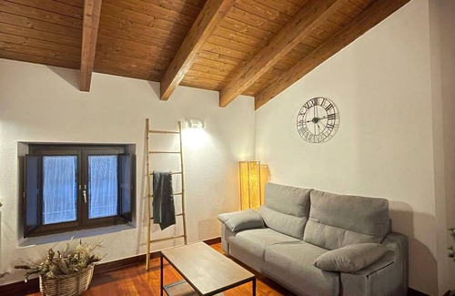 Jaca Apartment | Central Jaca Penthouse: Cozy 2BR + Sofa-bed, Fully Equipped Kitchen