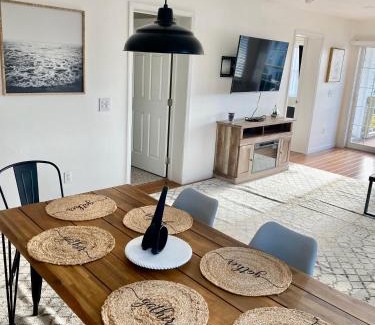 Lake Placid Apartment | Central Lake Placid Mountain Views