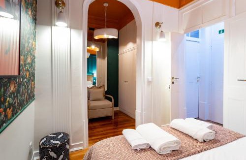 Misericordia Apartment | Central Lisbon Vintage & Modern Apartment