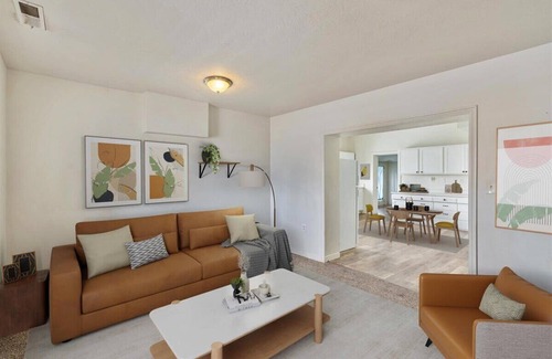 Santaquin House | Central Location, Backyard for your Pets