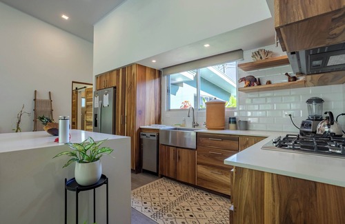 Uvita House | Central Location- Modern Home With Pool and Close Beach Access