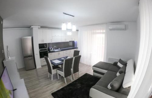 Oradea Apartment | Central modern residence in Oradea