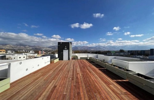 People's Freeway Apartment | Central Ninth Urban Hip 109