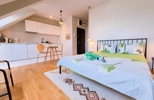 Bucharest City-Centre Apartment | Central Nordic Glow Studio