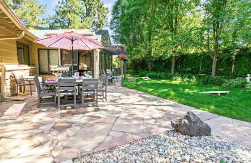 West Omaha House | Central Omaha Pool w/Spa Oasis + Fire Pit + 3 Living Rooms