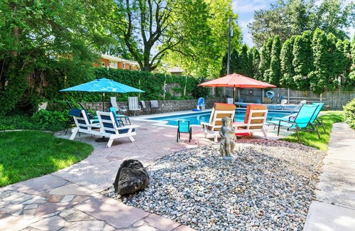 West Omaha House | Central Omaha Pool w/Spa Oasis + Fire Pit + 3 Living Rooms