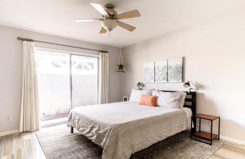 Camelback East House | Central Phoenix Townhome