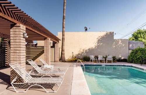 Camelback East House | Central Phoenix Townhome