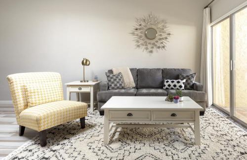 Camelback East House | Central Phoenix Townhome