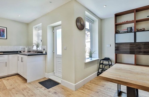 Sheffield House | Central Premium Property