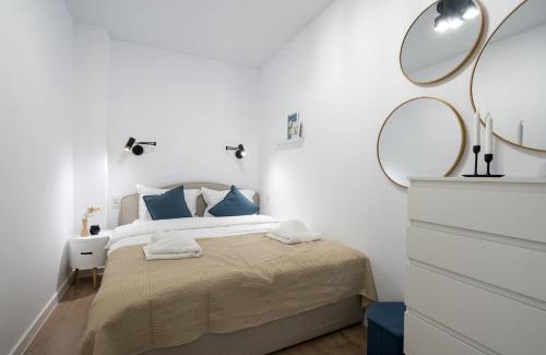 Sector 5 Apartment | Central Residence Apartment 1021