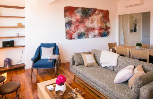 Merces Apartment | Central Rooftop Apartment by LovelyStay