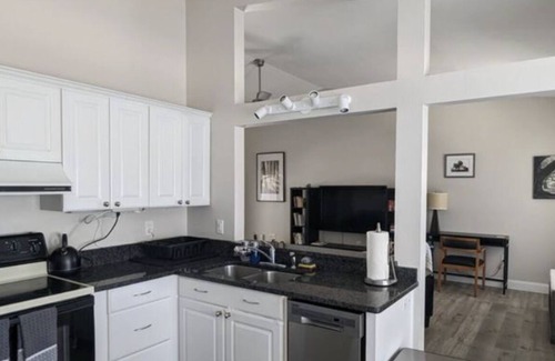 Sarasota House | Central Sarasota Family Home w/Heated Pool!